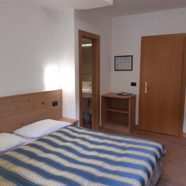 Camera singola dell'Hotel Arnica, 3 stelle con spa vicino alle piste, Alba di Canazei