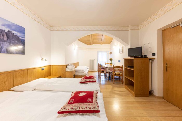 Appartamento per 3 persone, Hotel Arnica con spa vicino alle piste, Alba di Canazei